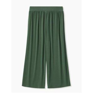 Torrid Studio Knit Culotte Cropped Green Women’s Pants - Size 0X